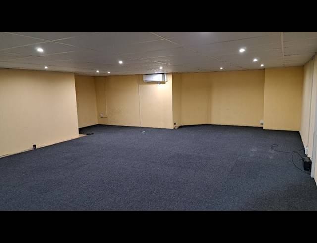 BUSINESS PROPERTY TO RENT IN RICHARDS BAY EXT 7